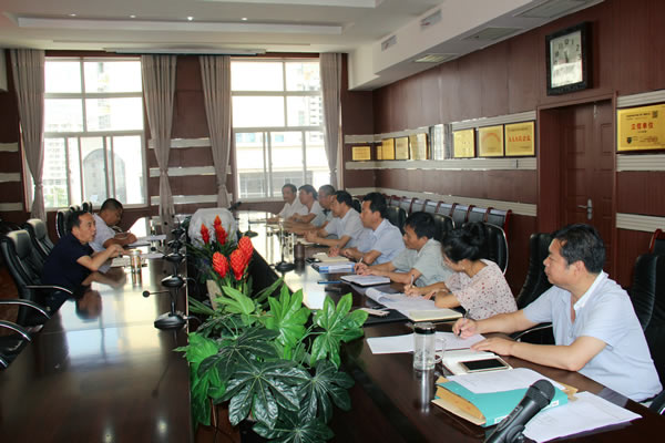 隴運集團(tuán)公司黨委召開加強(qiáng)黨風(fēng)廉政建設(shè)，全面從嚴(yán)治黨落實主體責(zé)任專題會議