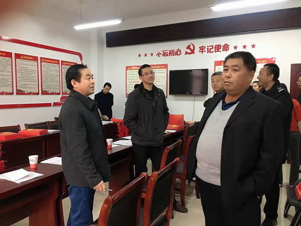 隴運集團公司黨委組織召開武都汽車站黨支部建設(shè)標(biāo)準化達標(biāo)驗收會議